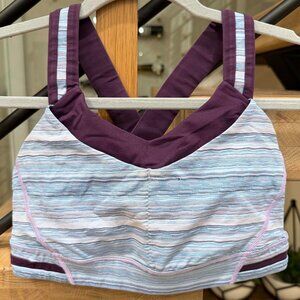 Lululemon Sports Bra - Size 6